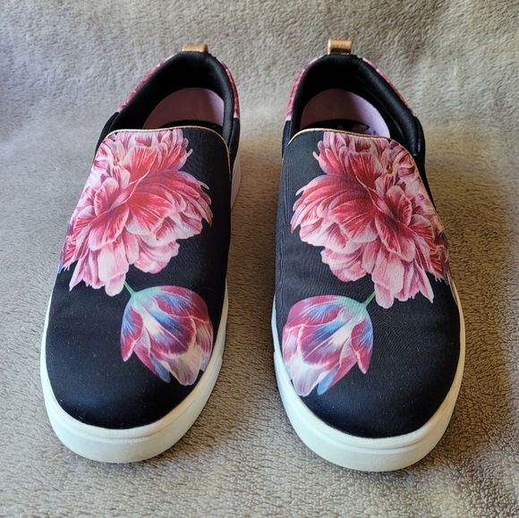 Ted Baker London Shoes - Ted Baker Tancey 2 floral slip on sneakers size 9